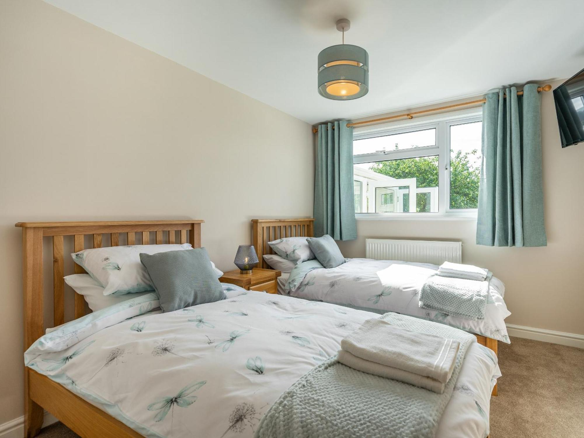 Meadowcroft Villa Bettws Disserth Екстериор снимка