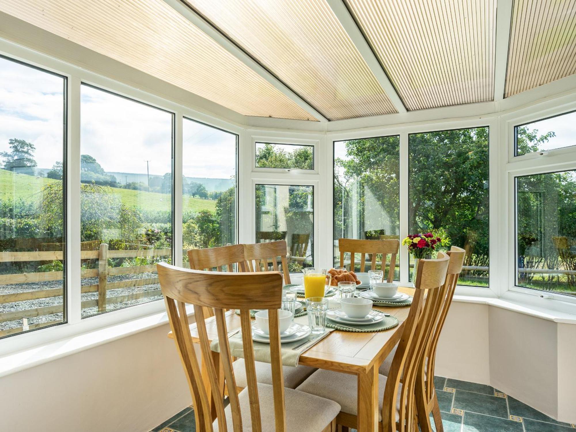 Meadowcroft Villa Bettws Disserth Екстериор снимка